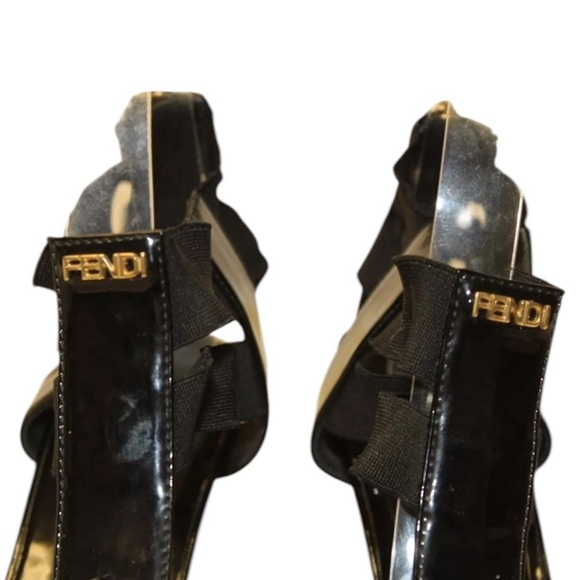 Fendi Black patent leather Women's Sandals size 38 - Picture 10 of 14